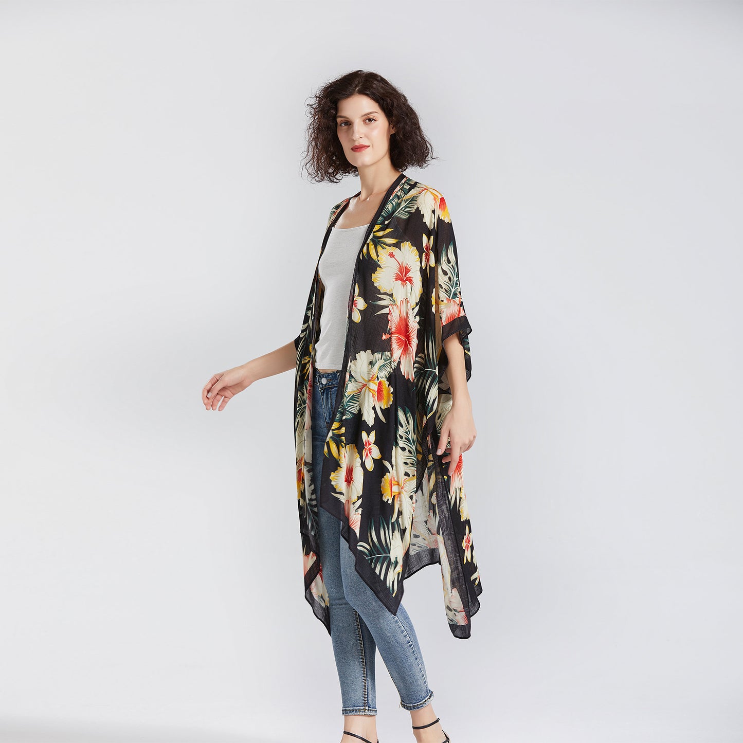 BLACK FLORAL KIMONO